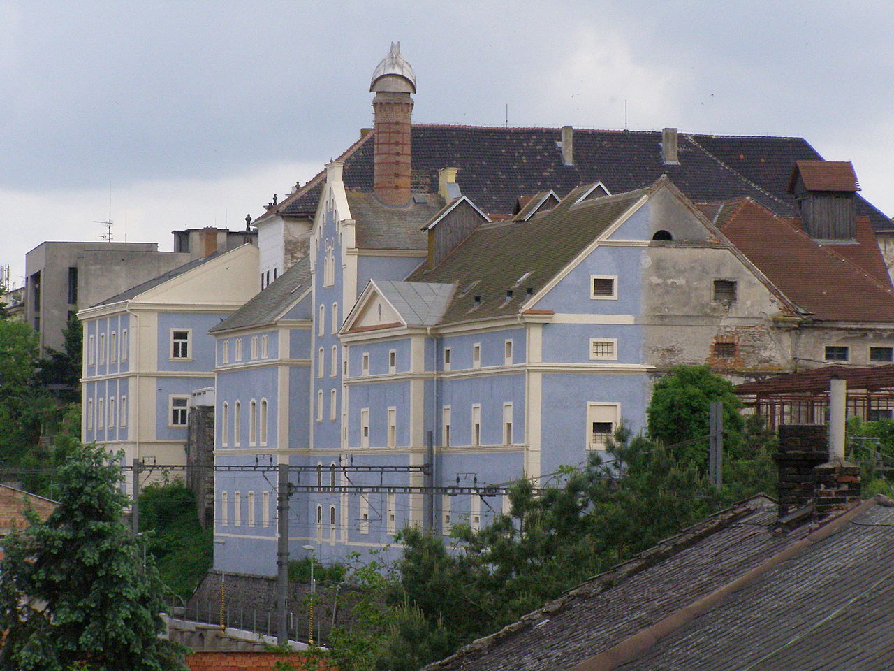 Wikipedia-A csehországi Kolín régi kastélyának csak a homlokzatát restaurálták