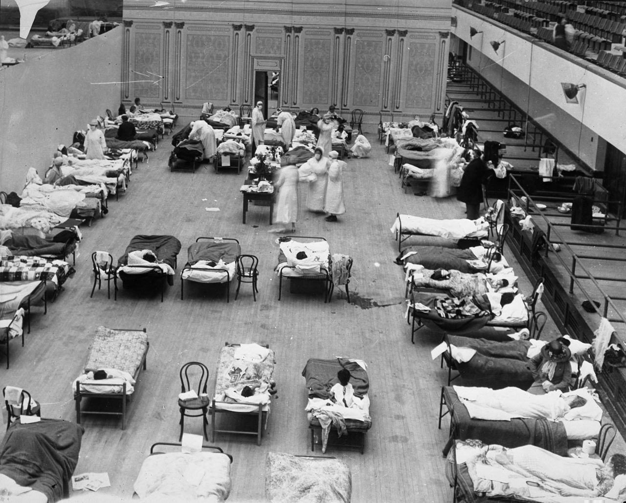 Wikipedia-Influenzás betegek kórháza. Oakland, 1918 (Fotó: Edward A. "Doc" Rogers)