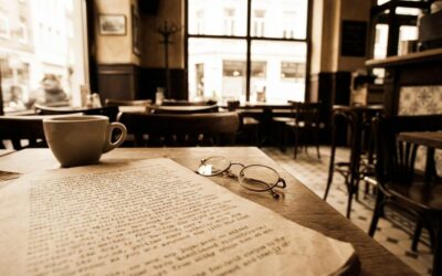 Régi gépelt írásos oldal szépiás tónusban